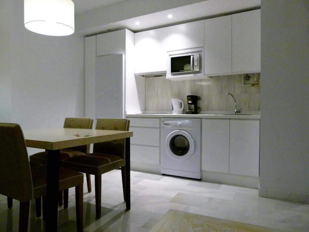 Urbanliving Gran Capitan Lägenhet Granada Exteriör bild